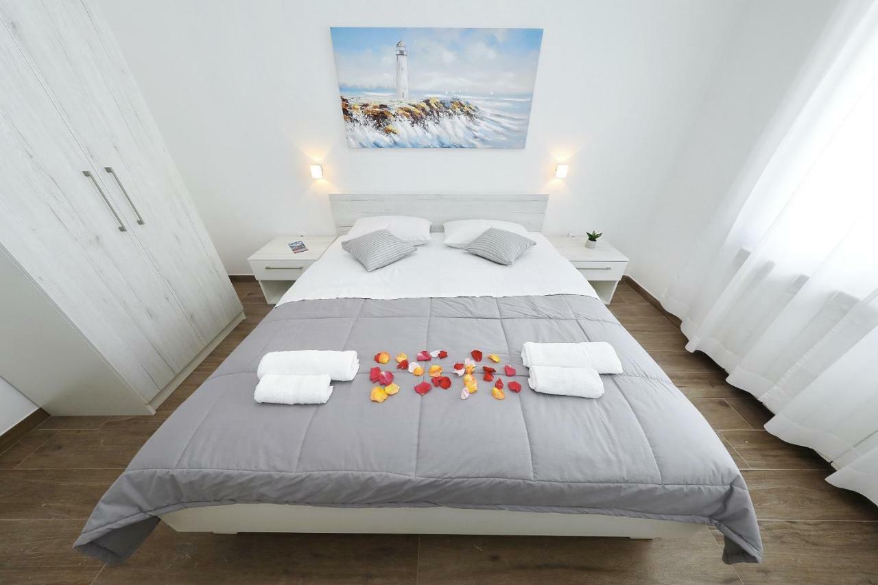 Apartmani Strpic Biograd Na Moru Eksteriør bilde
