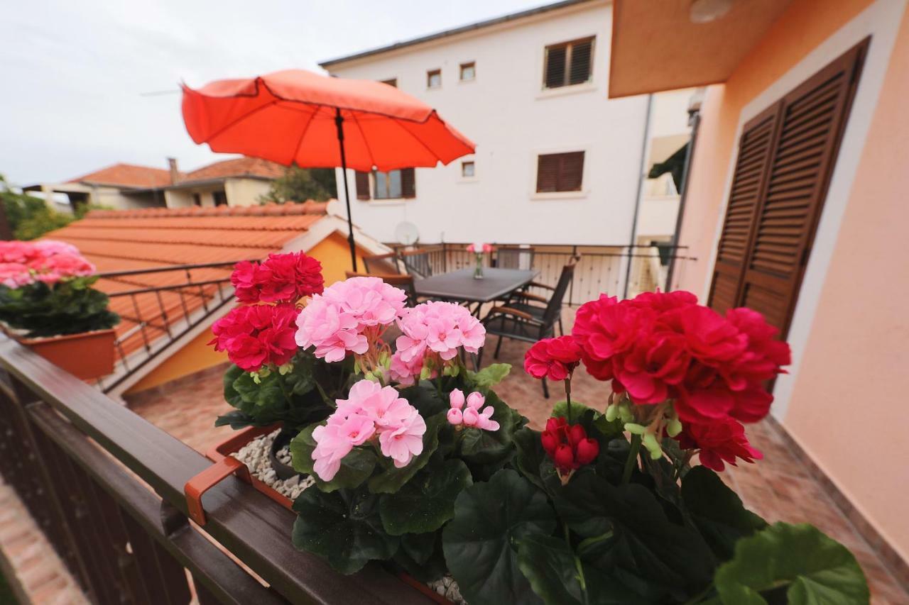 Apartmani Strpic Biograd Na Moru Eksteriør bilde
