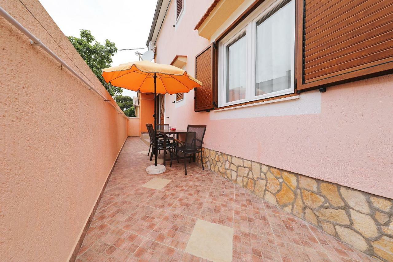 Apartmani Strpic Biograd Na Moru Eksteriør bilde